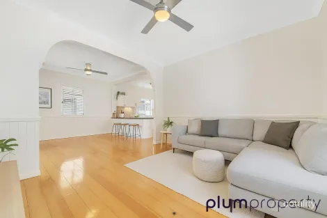 Property photo of 34 Earl Street Greenslopes QLD 4120