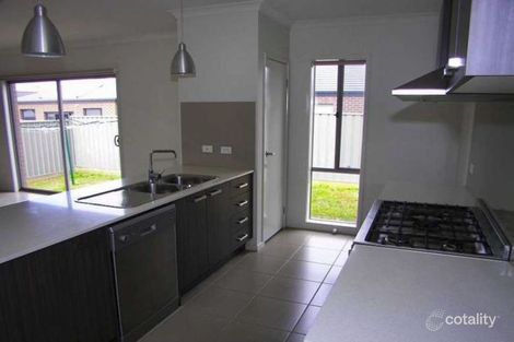 Property photo of 5 Hakea Close Maddingley VIC 3340