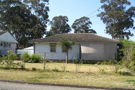 13 Yalta St, Sadleir, NSW 2168