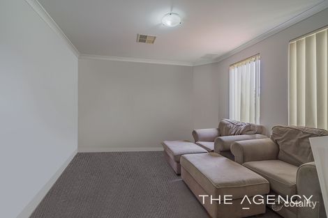 Property photo of 33A Baningan Avenue Success WA 6164