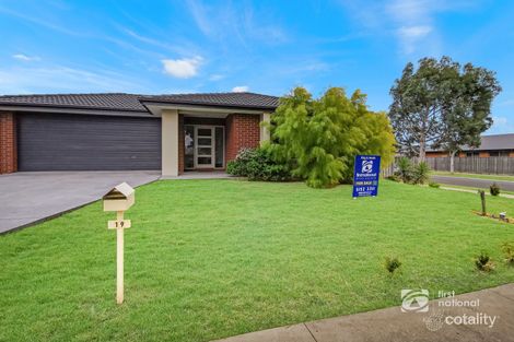 19 Shannon Bvd, Bairnsdale, VIC 3875