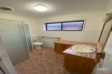 Property photo of 3 Beveridge Crescent Dubbo NSW 2830