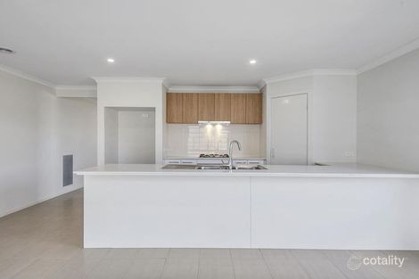 Property photo of 230 Forest Red Gum Drive Mickleham VIC 3064