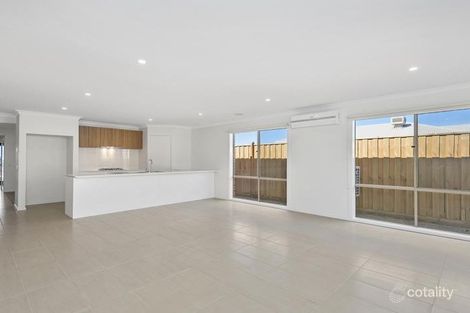 Property photo of 230 Forest Red Gum Drive Mickleham VIC 3064