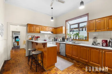 Property photo of 209 Buckley Street Seddon VIC 3011