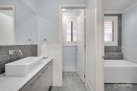 Property photo of 21 Owen Place Morphett Vale SA 5162