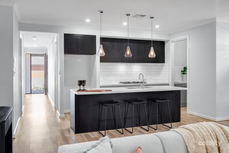 Property photo of 21 Owen Place Morphett Vale SA 5162