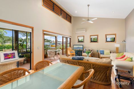 Property photo of 1/32 West Wyberba Street Tugun QLD 4224