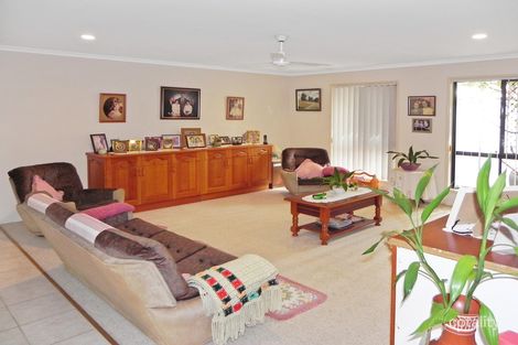Property photo of 27 Traill Crescent Currimundi QLD 4551