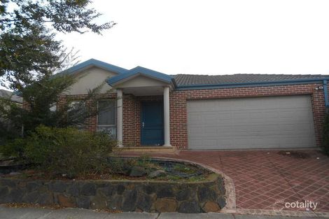 4 Hayfield Rd, Roxburgh Park, VIC 3064