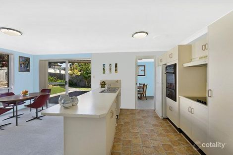 Property photo of 15 Woodport Close Green Point NSW 2251