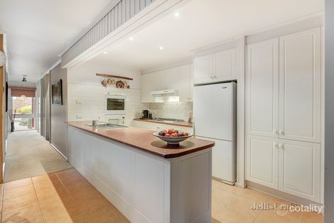 Property photo of 7 The Close Mount Waverley VIC 3149