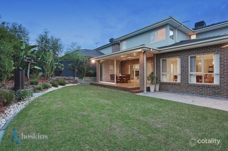 Property photo of 30 Kingston Way Mooroolbark VIC 3138