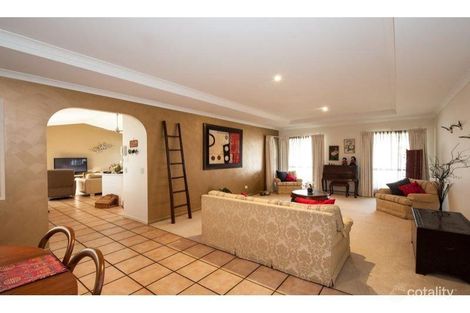 Property photo of 2 Waterside Court Noosaville QLD 4566