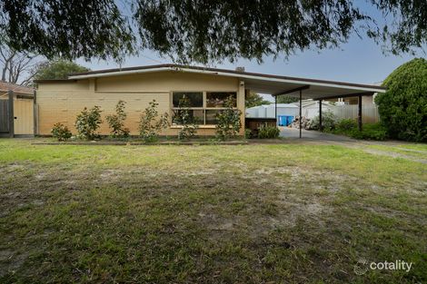 11 Sutherland Way, Cloverdale, WA 6105