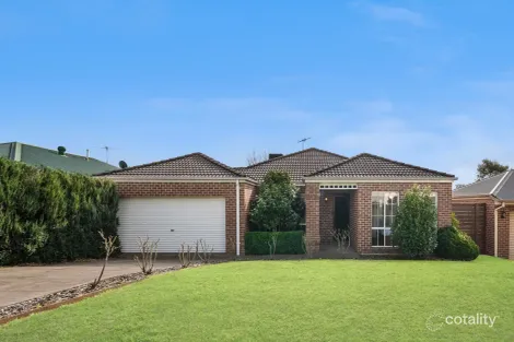 98 Cottage Cres, Kilmore, VIC 3764