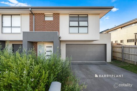26 Mattamber St, Clyde North, VIC 3978