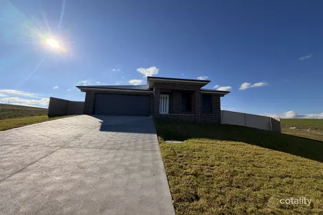 22 Parry St, Kelso, NSW 2795