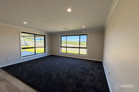 Property photo of 22 Parry Street Kelso NSW 2795