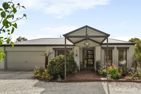 Property photo of 23 Wedge Court Kyneton VIC 3444