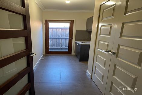 Property photo of 7 Hemsley Drive Deer Park VIC 3023