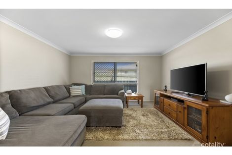 Property photo of 28 Kalimna Drive Highfields QLD 4352