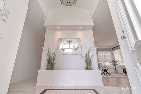 Property photo of 4 Rosica Court Roxburgh Park VIC 3064