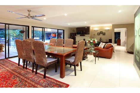 Property photo of 33 Sunset Road Kenmore QLD 4069