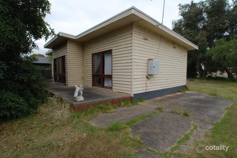 17 Government Rd, Loch Sport, VIC 3851