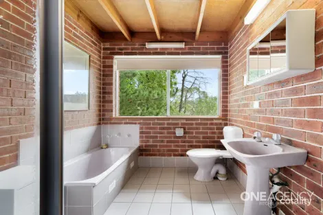 Property photo of 12 Russell Avenue Faulconbridge NSW 2776