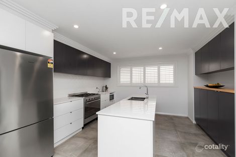 Property photo of 22 Pooginook Place Bourkelands NSW 2650