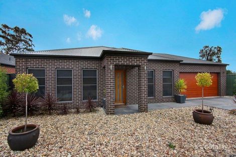 4 Irontree Cl, Kangaroo Flat, VIC 3555