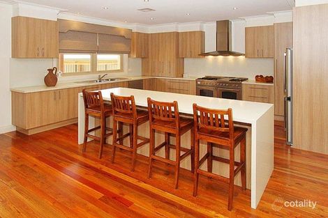 Property photo of 33 Bartrop Street Reservoir VIC 3073