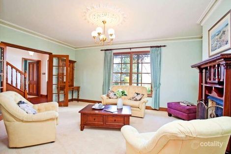 Property photo of 17 Farming Crescent Hallett Cove SA 5158