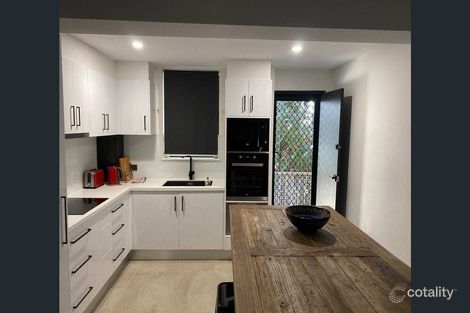 Property photo of 4/29 Oak Avenue Surfers Paradise QLD 4217