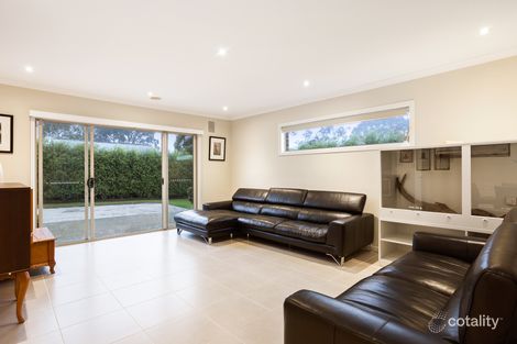 Property photo of 4 Tara Valley Crescent Doreen VIC 3754
