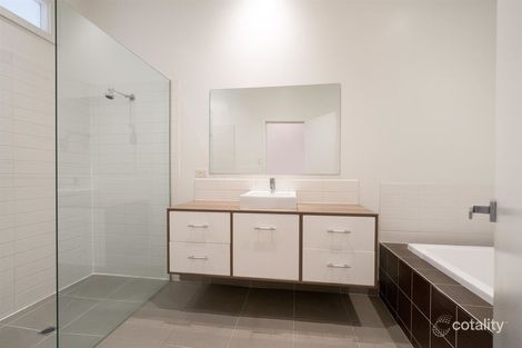 Property photo of 3 Alexandra Avenue Geelong VIC 3220