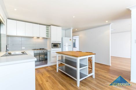 Property photo of 4/40-42 Thompson Road North Fremantle WA 6159