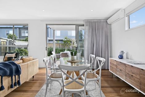 Property photo of 25 Hakea Drive Warriewood NSW 2102