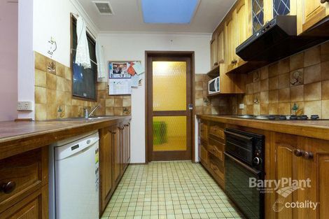 Property photo of 60 Grimwade Crescent Frankston VIC 3199