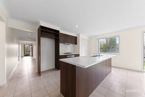 Property photo of 21 Aspendale Place Lyndhurst VIC 3975