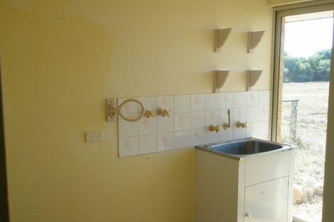 Property photo of 17 Manning Place Utakarra WA 6530