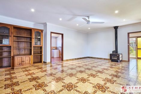 Property photo of 19 Hopkins Way Spearwood WA 6163