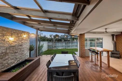 Property photo of 9 Barleycorn Bend Armstrong Creek VIC 3217