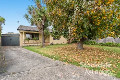 4 Fowler Ct, Rosebud, VIC 3939