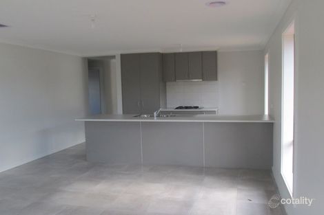 Property photo of 32 Langley Drive Epsom VIC 3551