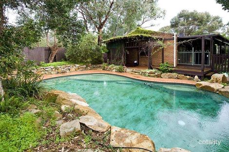 18 High View Rd, Greenmount, WA 6056