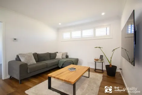 Property photo of 3 Steel Drive Spring Flat NSW 2850