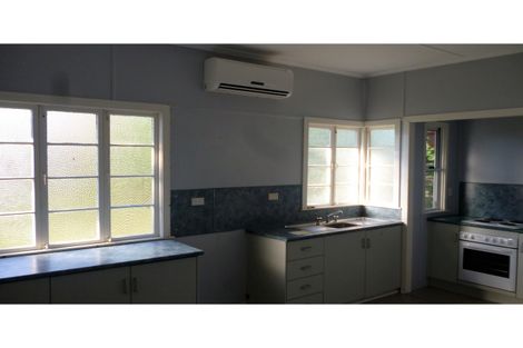 Property photo of 8 Hollingsworth Street Kawana QLD 4701