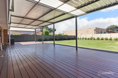 8 Tooting St, Beckenham, WA 6107